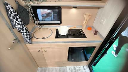 Caravan, Anakravan Mini 270, Küche, Herd, Spüle f_kleine_Caravans_Ankaravan3