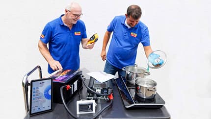 LFB-Batterie, Test, Untersitz-Batterie, Strom, Kochen, Tisch f_LFP-Batterietest_Aufmacher