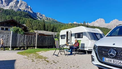 Italien, Zugwagen, Caravan, Hobby De Luxe 460 UFe, Mercedes V-Klasse, Caravan Park Sexten, Berge Italien, Zugwagen, Caravan, Hobby De Luxe 460 UFe, Mercedes V-Klasse, Caravan Park Sexten, Berge