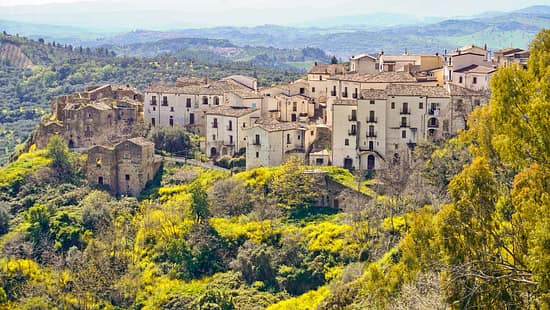 Basilikata, Italien, Campingplätze, Aliano, Stadt