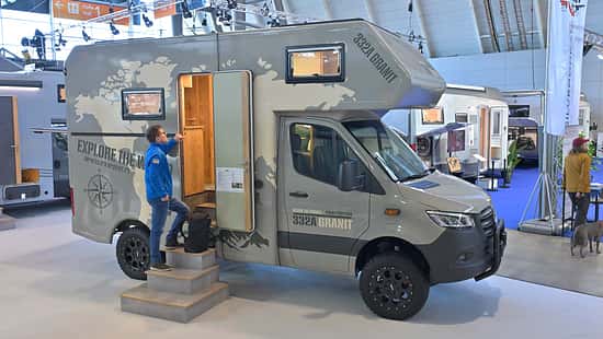 Dopfer 332 A, Expeditionsmobil, Alkoven, CMT 26, Granit First Edition, Autark, gasfrei