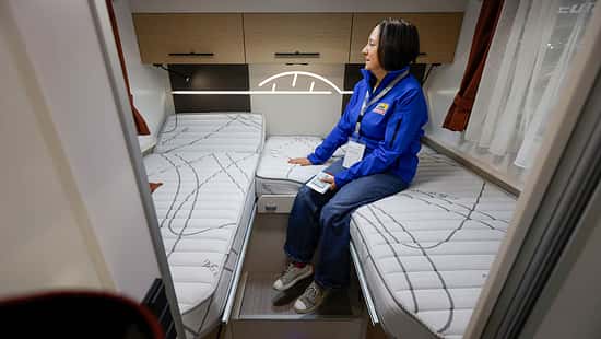 Einzelbetten, Frau, Heck