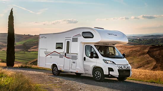 Giottiline Außen, Giottiline Siena 422, Alkoven, Wohnmobil, Kompakt, Günstig