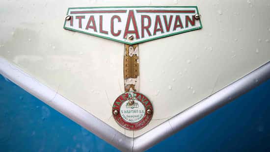 Italcaravan, Caravan, Diana, Emblem