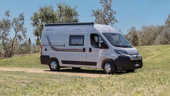Außenansicht, Giottilaue Giottivan 54 TY Be Young, Campingbus