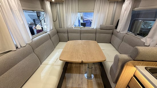 Pilote P720U, Messe 2026