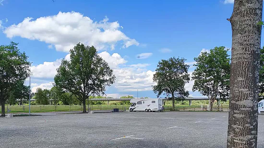Wohnmobilstellplatz Camp Storchenfest : Digitales Rentner-Paradies in Oberschwaben Caravan Resort Gützkow zwischen Usedom und Rügen in der Nähe der Ostsee