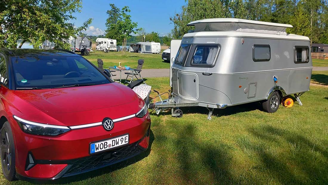 Eriba Touring vs. Next 380 im E-Auto-Gespann-Test: Welcher Caravan ist der größere Stromfresser? Caravan Resort Gützkow zwischen Usedom und Rügen in der Nähe der Ostsee