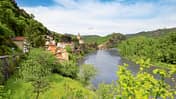 Ambialet ist ein kleiner, malerisch gelegener Ort bei Albi auf einer Halbinsel im Fluss.