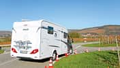 Schritt für Schritt zum Profi-Camper: Mit dem Reisemobil im Straßenverkehr