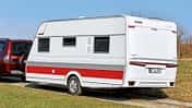Caravan, Wohnmobil, Supertest, Kabe, Briljant, Heck Seitenansicht vom Kabe Briljant