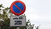 No parking for caravans and campervans traffic warning sign