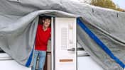 Caravan-Schutzhüllen, ABDECKPLANEN, Winterquartier Im Winterquartier schützen ABDECKPLANEN den Wohnanhänger.