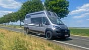 Feld, Straße, Campingbus, Außenansicht, La Strada Avanti EBF (2024)