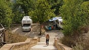 Treppe, Berge, Ausblick, Frau, Caravans