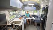 Eriba Touring 820 vs. Airstream 648 International f