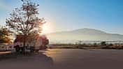 Sonnenaufgang, Baum, Campingvan, Zaun, Gräser