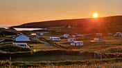 Campingpark, Zelte, Caravans, Meer, HŸgel, Sonnenuntergang