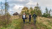 Familie beim Wandern