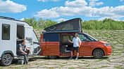 Seitenansicht, Dachzelt, Camper