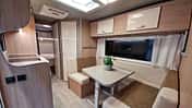 Across Car Premium 780 CDL, Caravan, Sitzgruppe, Küche