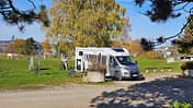 Wohnmobil, Carado T447, Stellplatz Münsingen, Wiese Wohnmobil, Carado T447, Stellplatz Münsingen, Wiese
