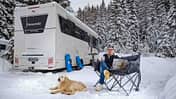 Bernd Mayländer, Camper, Schnee, Hund