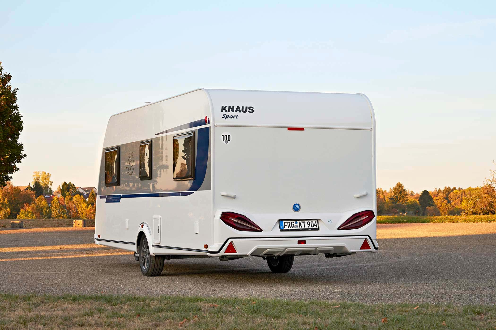 Vergleich Dethleffs vs. Knaus - Knaus Hinteransicht