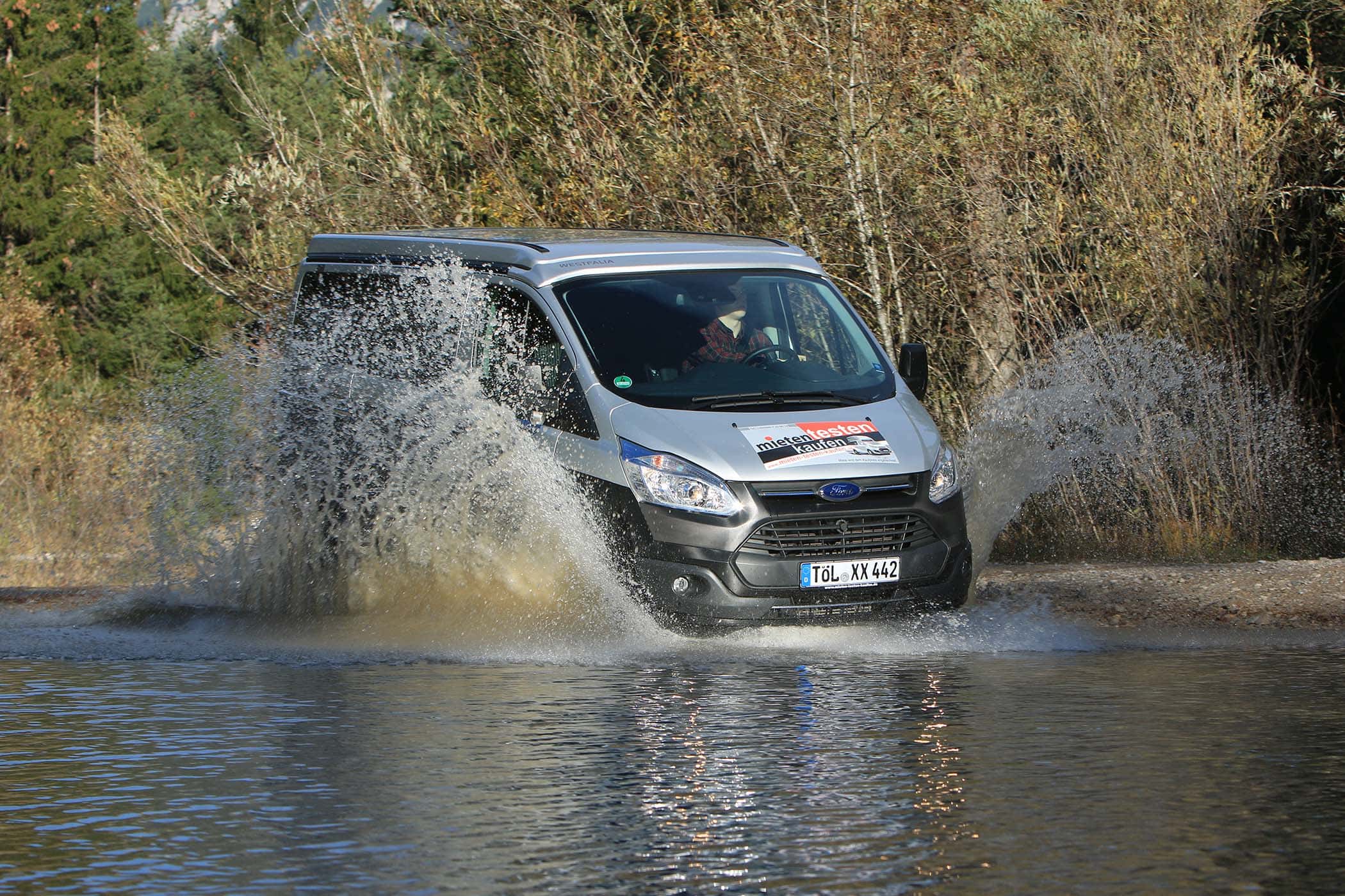 Ford Nugget 4x4 (2019) Ford Nugget 4x4 (2019)